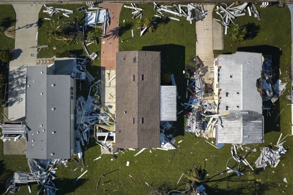 Hurricane Damage Restoration in Red Oak